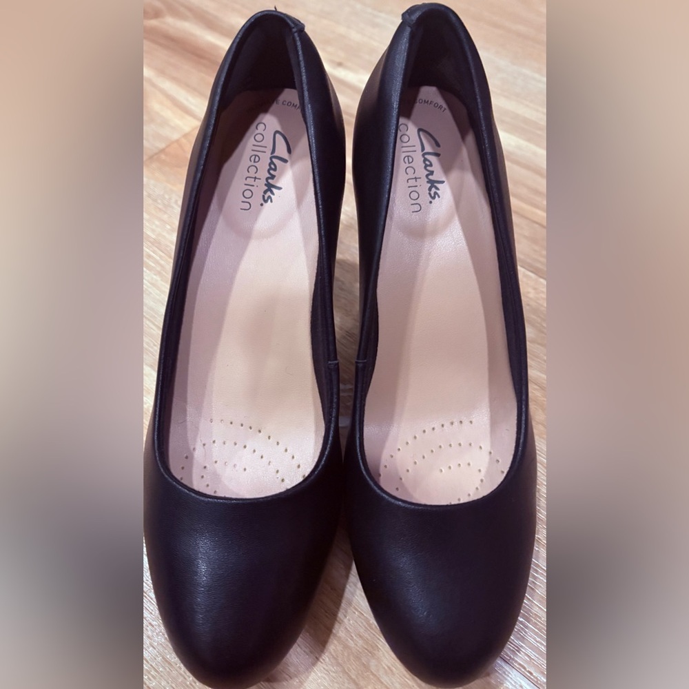 Clarks Women's Black Flats
